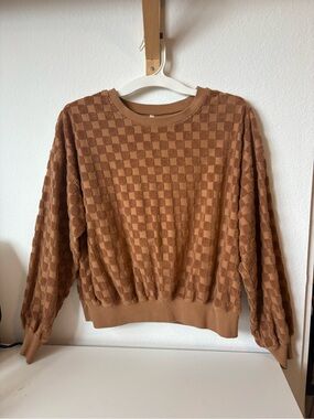 Rylee + Cru Checkerboard Pullover Sweatshirt - Brown